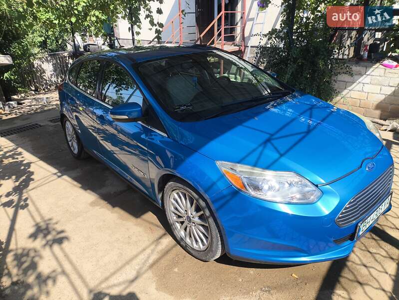 Хэтчбек Ford Focus 2012 в Одессе