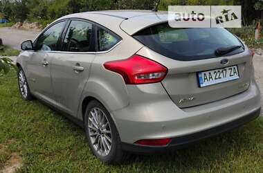 Хетчбек Ford Focus 2017 в 