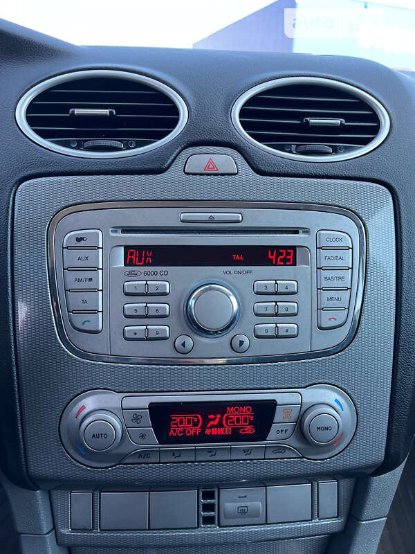 Хетчбек Ford Focus 2009 в Кам'янець-Подільському фото 10 Хетчбек Ford Focus 2009 в Кам'янець-Подільському