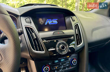 Хэтчбек Ford Focus 2017 в 