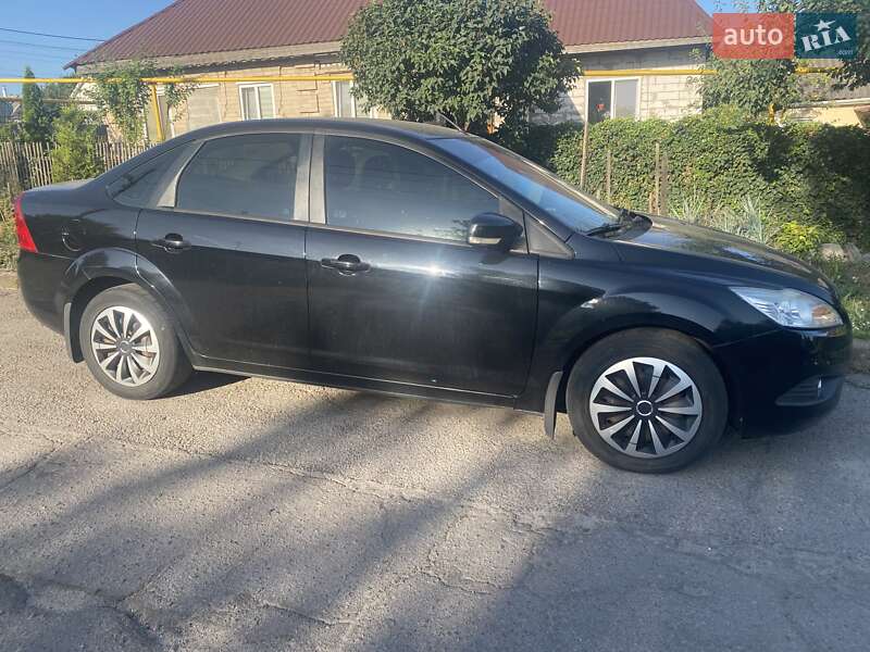 Ford Focus 2011