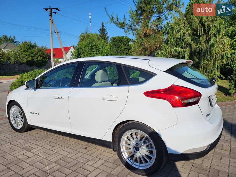 Хэтчбек Ford Focus 2017 в Запорожье фото 7 Хэтчбек Ford Focus 2017 в Запорожье