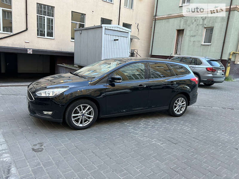 Универсал Ford Focus 2017 в Ивано-Франковске