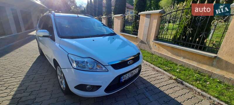 Ford Focus 2010 Ford Focus 2010