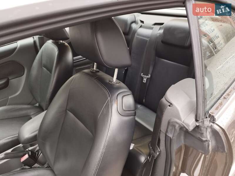 Кабриолет Ford Focus 2007 в Хмельницком