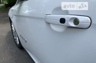 Хэтчбек Ford Focus 2012 в 