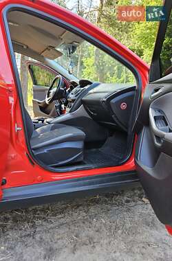 Хэтчбек Ford Focus 2013 в 