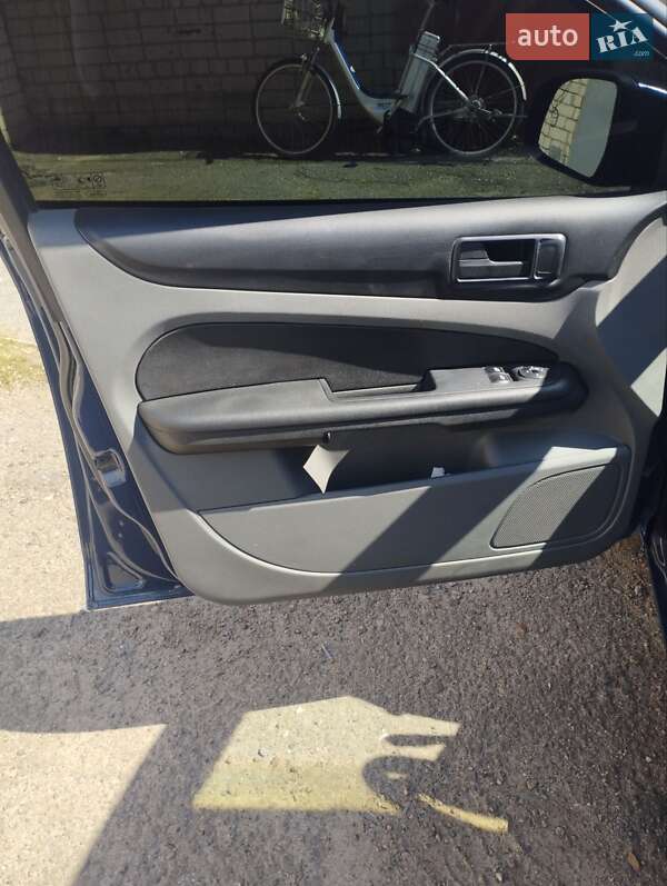 Універсал Ford Focus 2008 в Чернігові