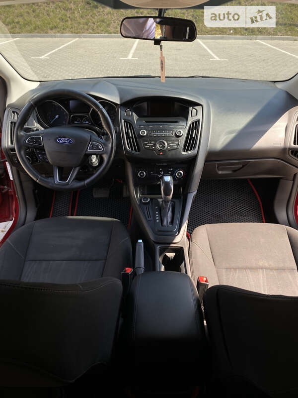 Седан Ford Focus 2015 в Тернополі