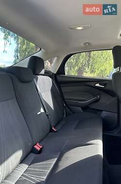 Седан Ford Focus 2015 в Ровно