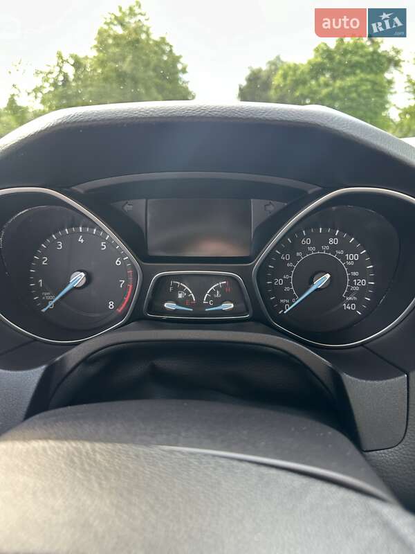 Седан Ford Focus 2015 в Рівному