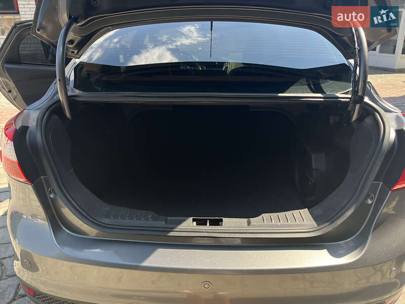 Седан Ford Focus 2014 в Білій Церкві