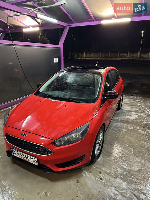 Хетчбек Ford Focus 2015 в Києві