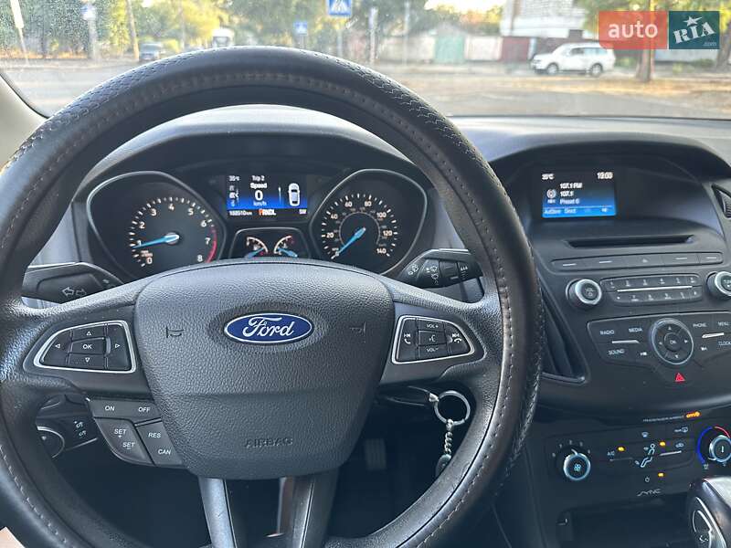 Седан Ford Focus 2015 в Николаеве