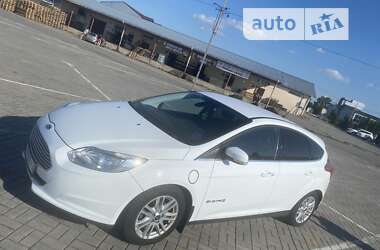 Хэтчбек Ford Focus 2013 в Житомире