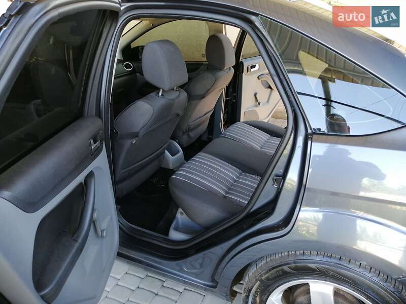 Седан Ford Focus 2008 в Первомайську