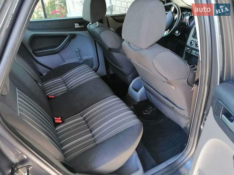 Седан Ford Focus 2008 в Первомайську