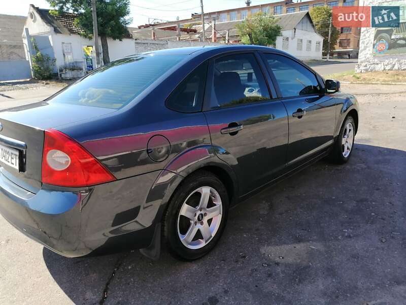 Седан Ford Focus 2008 в Первомайську