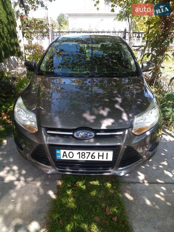 Седан Ford Focus 2014 в Ужгороде