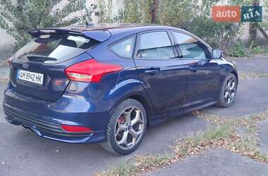 Хэтчбек Ford Focus 2017 в Житомире