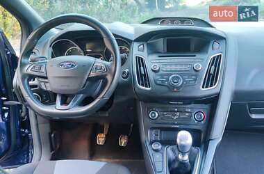 Хэтчбек Ford Focus 2017 в Житомире