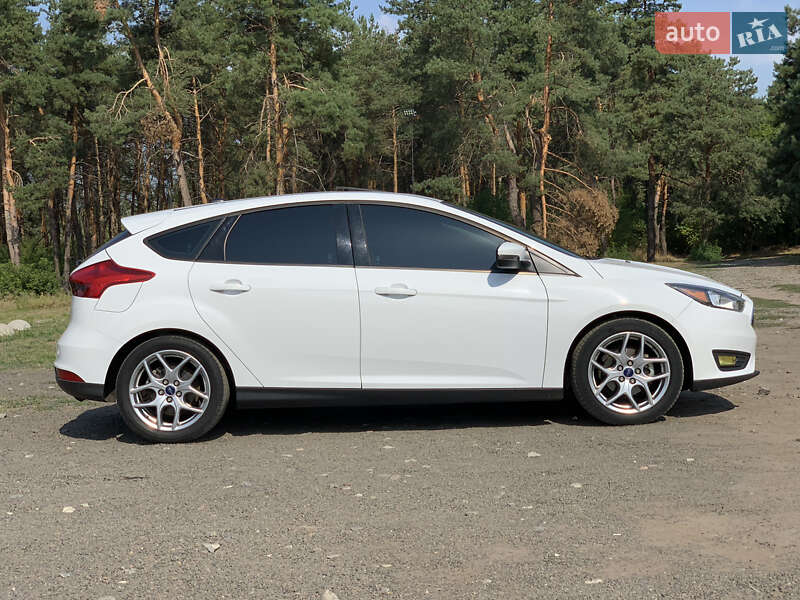 Хэтчбек Ford Focus 2015 в Черкассах