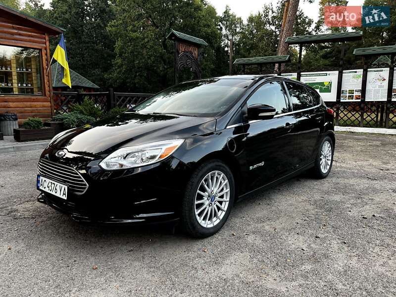 Хэтчбек Ford Focus 2012 в Луцке