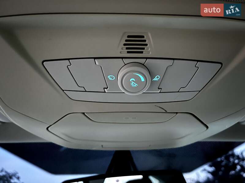 Хэтчбек Ford Focus 2012 в Луцке