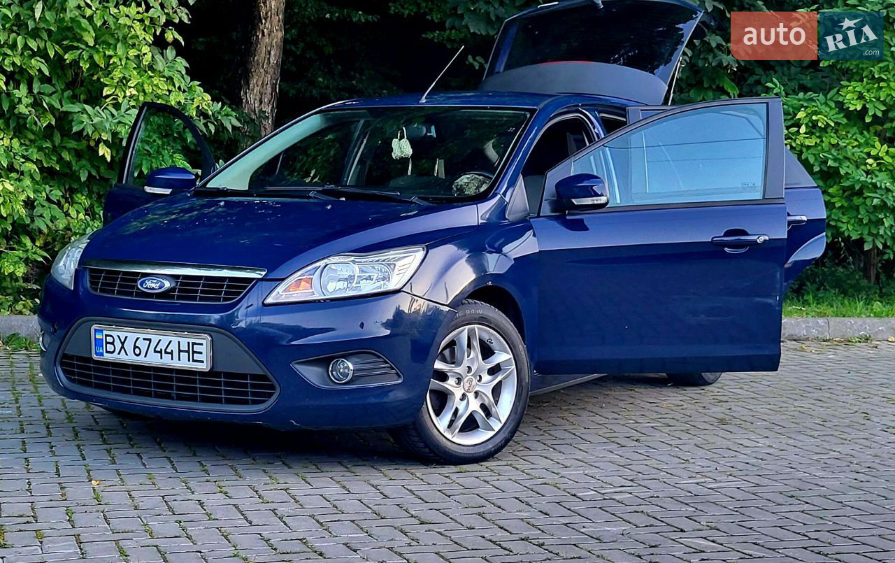 2010 Ford Focus - мініатюра 14