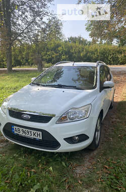 Універсал Ford Focus 2010 в Хмільнику