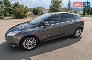 Хэтчбек Ford Focus 2017 в 