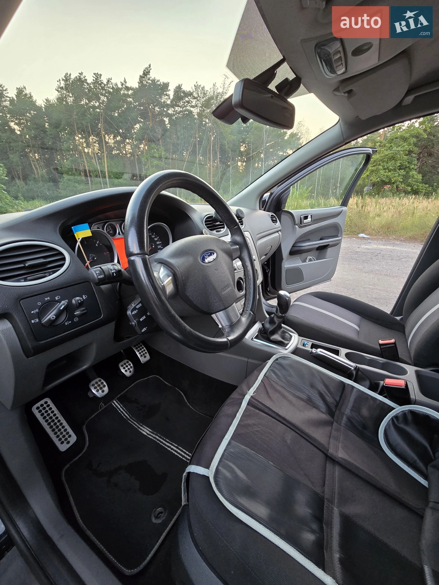 2010 Ford Focus - мініатюра 8