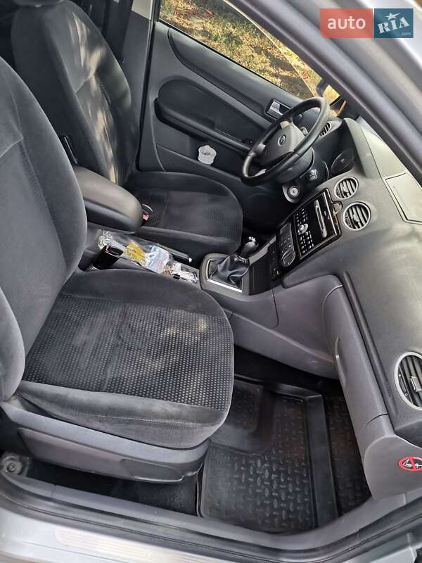 Седан Ford Focus 2005 в Белой Церкви фото 7 Седан Ford Focus 2005 в Белой Церкви