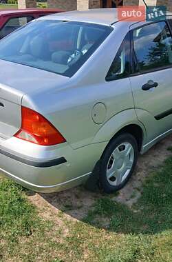 Седан Ford Focus 2004 в Краковце