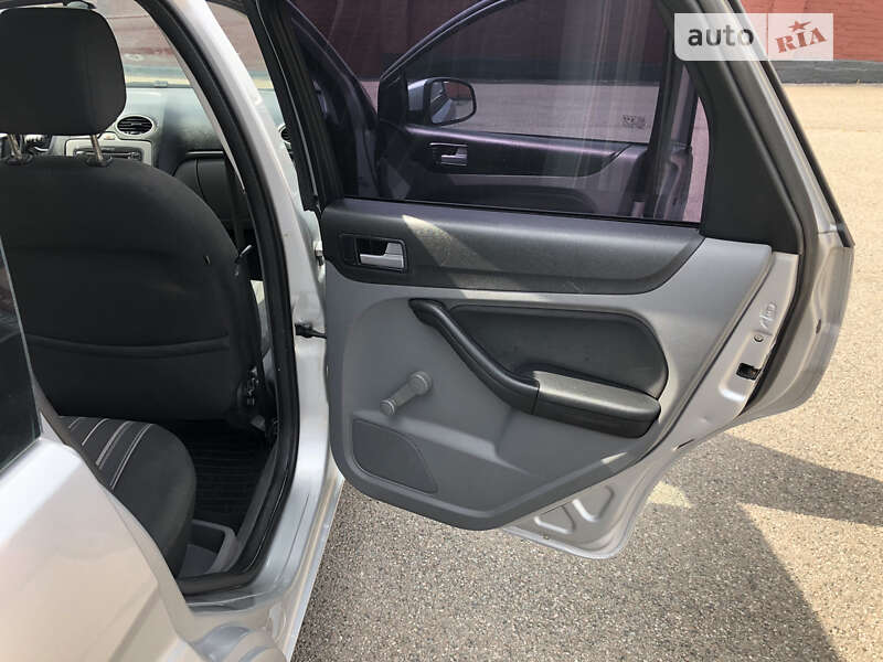 Универсал Ford Focus 2010 в Фастове