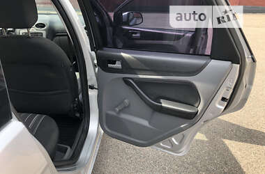Универсал Ford Focus 2010 в 