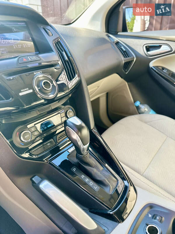 Хэтчбек Ford Focus 2012 в Киеве