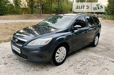 Универсал Ford Focus 2010 в Краснограде