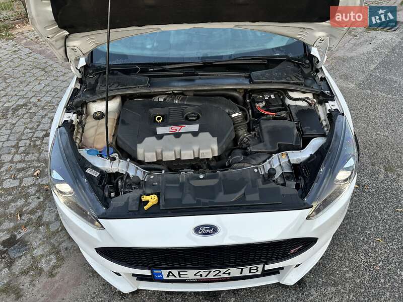 Хэтчбек Ford Focus 2016 в Кременчуге