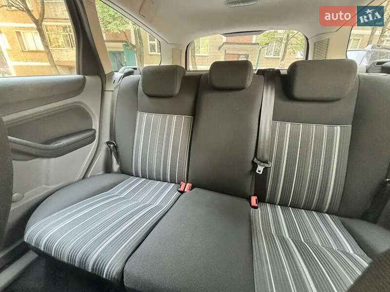 Универсал Ford Focus 2010 в Вараше