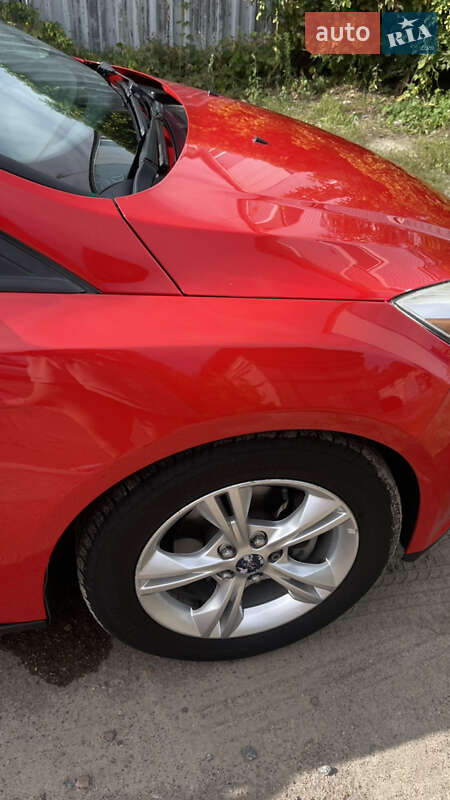 Седан Ford Focus 2014 в Чернігові