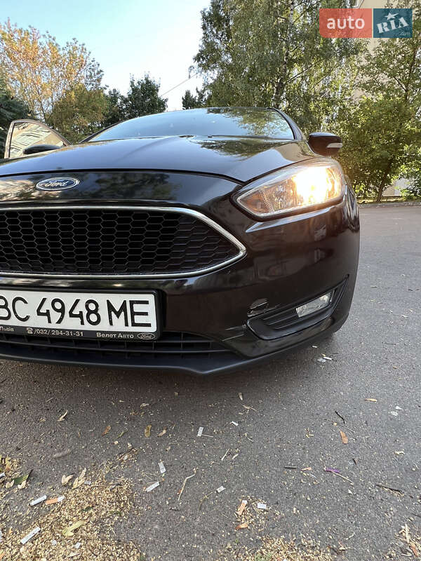 Седан Ford Focus 2017 в Львове