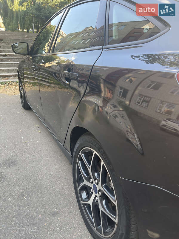 Седан Ford Focus 2017 в Львове