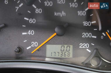 Хэтчбек Ford Focus 2002 в Виннице