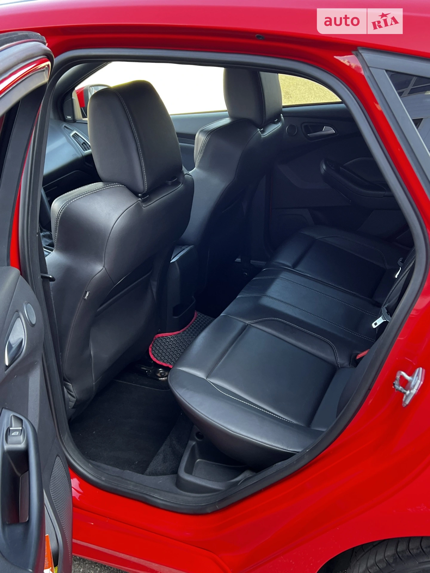 2016 Ford Focus - мініатюра 8