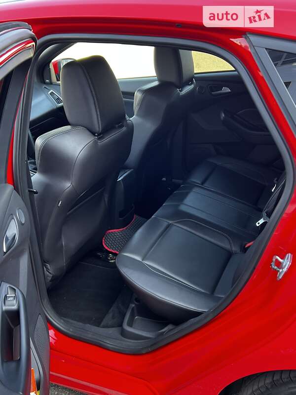 Хэтчбек Ford Focus 2016 в Киеве фото 8 Хэтчбек Ford Focus 2016 в Киеве