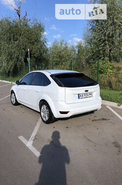 Хэтчбек Ford Focus 2011 в Киеве