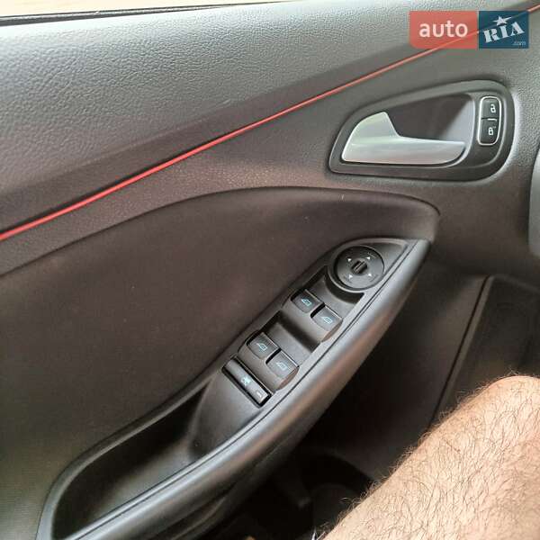 Седан Ford Focus 2017 в Вознесенську