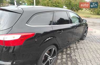 Универсал Ford Focus 2011 в 