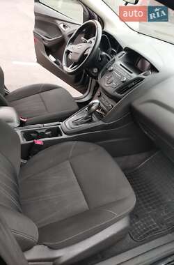 Седан Ford Focus 2015 в Киеве